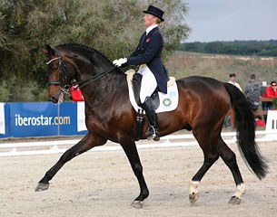 Italian Silvia Rizzo on Donnerbube II (by Donnerhall x Pik Bube I)