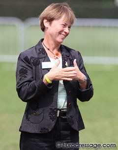 Danish judge Susanne Baarup replaced Elisabeth Max-Theurer on the panel of judges as the latter was not allowed to judge the 5-year old Finals with her employee Kira Wulferding riding in it