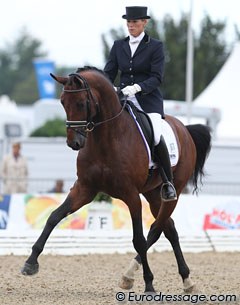 Dutch Gerdine Maree and Ziesto (by Lancet x Clavecimbel) were 16th in the preliminary test with  8.04 but won the consolation finals with 8.42 at the 2010 World YH Championships.