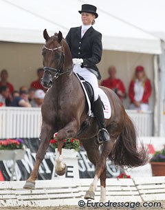 Danish Lotte Skjaerbaek and the super talented Skovens Rafael (by Romanov x Don Schufro) finished fifth. This stallion is ALWAYS uphill and has three great basic gaits, but in canter he gets a bit unbalanced and hurried