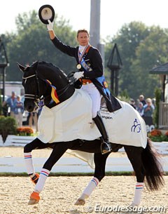 Lap of honour for Edward and Toto