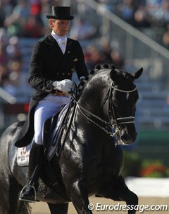 Edward Gal and Totilas are about to start their Grand Prix Special ride which would lead them to their second gold medal at the show