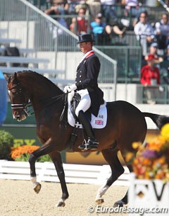 Carl Hester and Liebling were not able to repeat their brilliant performances from the 2009 European Championships. Now owned by John Risley, Liebling II only recently returned to Hester to be a team horse.