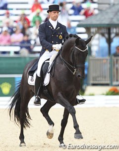 Belgian Stefan van Ingelgem didn't have an ideal preparation for WEG. While he was in Kentucky his father unexpectedly passed away and Stefan flew back home for the funeral. He made it back on time for the GP and scored 66.638% (37th)