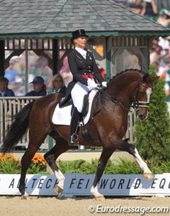 Danish Anne van Olst and the Danish warmblood Clearwater (by Carpaccio). They slotted in 18th with 68.958%