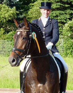 Anna Sophie Fiebelkorn and For Compliment win in Wolfsburg