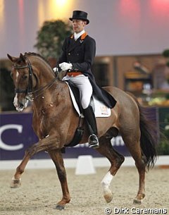 Hans Peter Minderhoud and Tango :: Photo © www.caremans.be