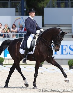 Jeroen Devroe on Apollo van het Vijverhof