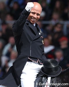 Steffen Peters gives a thumbs up to the Aachen crowds