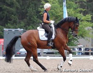 Uta Gräf schooling Dandelion (by De Niro)