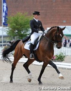 Isabell Werth and El Santo NRW at the 2011 German Championships in Balve :: Photo © Barbara Schnell