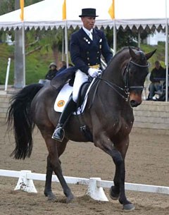 Steffen Peters and Weltino's Magic at the 2011 CDI Burbank :: Photo © Jennifer Keeler