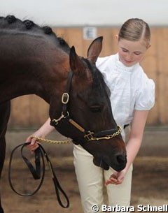 After the 2011 German Pony Championships, Semmieke Rothenberger took home yet another pony for her to ride: Der Feine Lord. The bay stallion was previously ridden by Joline Thuning