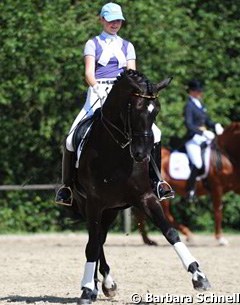 Sanneke Rothenberger schooling Deveraux OLD