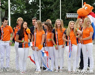 Team Holland, orange everywhere