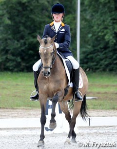 Sanne Vos and Champ of Class