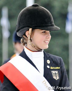 Lena Charlotte Walterscheidt gets her second silver at the 2011 European Pony Championships