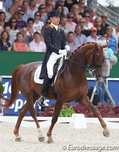 Hans Peter Minderhoud on Nadine in the kur to music finals at the 2011 European Dressage Championships