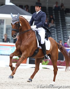 Luis Principe on Washington at the 2011 European Dressage Championships :: Photo © Astrid Appels