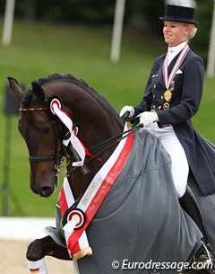 Annabel Frenzen and Cristobal in the prize giving ceremony
