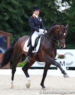 Angela Krooswijk and Roman Nature at the 2011 European Young Riders Championships in Broholm, Denmark :: Photo © Astrid Appels