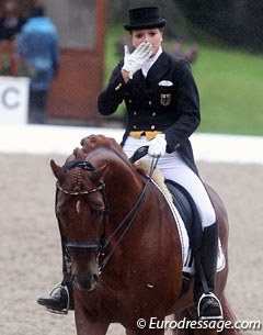 Lena Schütte's 7-year old Eloy was not weatherproof. He jumped the puddles at X and got distracted by the bad weather. Very disappointing for Lena who was a first-time German team member