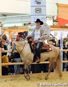 Anabel Balkenhol having fun on a Western horse