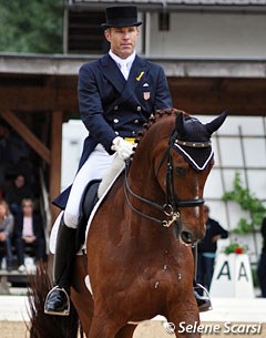 Guenter Seidel and U II won the Kur to Music at the 2011 CDI Fritzens