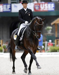 Steffen Peters and Weltino's Magic Win the Intermediaire I at the 2011 U.S. Dressage Championships :: Photo © Sue Stickle