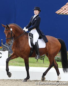 Russian Natalia Berezhnaya and Nikita. They are trained by Johann Hinnemann