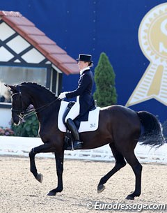 Hedda Droege and Fifth Avenue at the 2011 CDI Hagen :: Photo © Astrid Appels