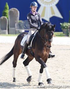 Annabel Frenzen on Cristobal. She was one of very few riders wearing a helmet at the 2011 CDI Hagen.