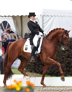 Lena Schutte and Eloy at the 2011 CDIO-JR Hagen :: Photo © Astrid Appels