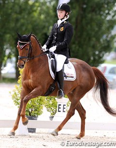 Laura Frijters and Perle Fine at the 2011 CDIO-P Moorsele :: Photo © Astrid Appels