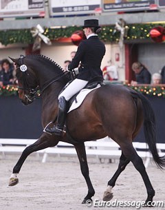 Jana Freund on FS Demirel (by Dimaggio)