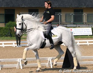 Claudio Castilla Ruiz on Jade de Mv