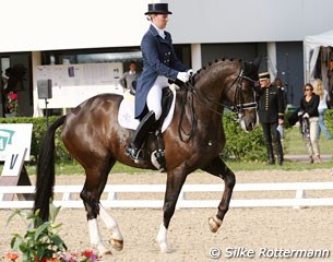 Charlotte Dujardin and Valegro winning at the 2011 CDIO Saumur