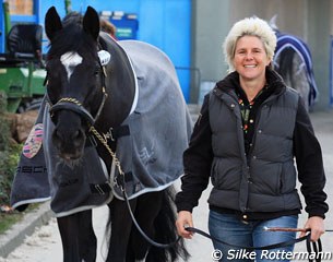 Uta Gräf hand-walking Le Noir