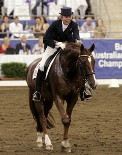 Rachael Sanna and Jaybee Alabaster sweep the board in the Grand Prix Kur at the 2011 Australian Championships