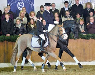 Lena Victoria Möller on Mr Ed and father Ulf Möller on Sandro Hit :: Photo © Kiki Beelitz