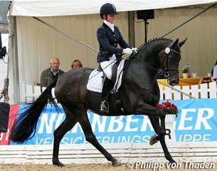 Melanie Wienand on Dubarry (by Don Frederico x Londonderry) :: Photo © Philipp von Thaden