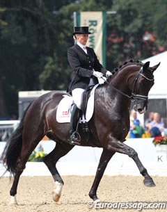 Sanne Henningsen and Atterupgaards Final Kiss at the 2011 World Young Horse Championships :: Photo © Astrid Appels