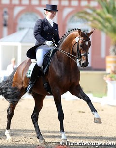 Anna Lena Kracht and Kasimir TSF at the 2011 CDI Wiesbaden :: Photo © Astrid Appels