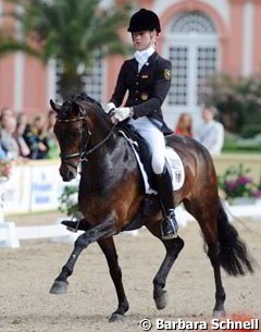 Grete Linnemann and Cinderella M won the first round of the German pony selection trial, but had to retire in the kur because her pony became uncontrollable after a spook
