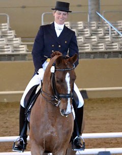 Dominique Culham-Buckland on Utango DG at the 2011 CDI Woodside :: Photo © Jennifer Keeler