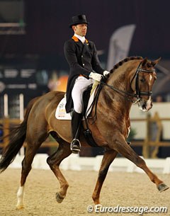 Hans Peter Minderhoud and Tango win the Grand Prix at the 2011 CDI Zwolle :: Photo © Astrid Appels