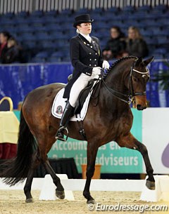 Belgian Julie van Olst on her elegant rising 8-year old mare No Problem (by No Limit x Ehrensold)