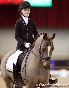 Dutch Laurie Vervoort on her pretty pony mare Leliebelle