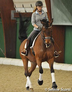 Valentina Truppa schooling Eremo