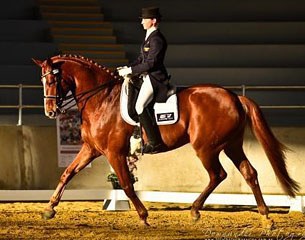 Victoria Welch on Brentanus :: Photo © Downunder Photography